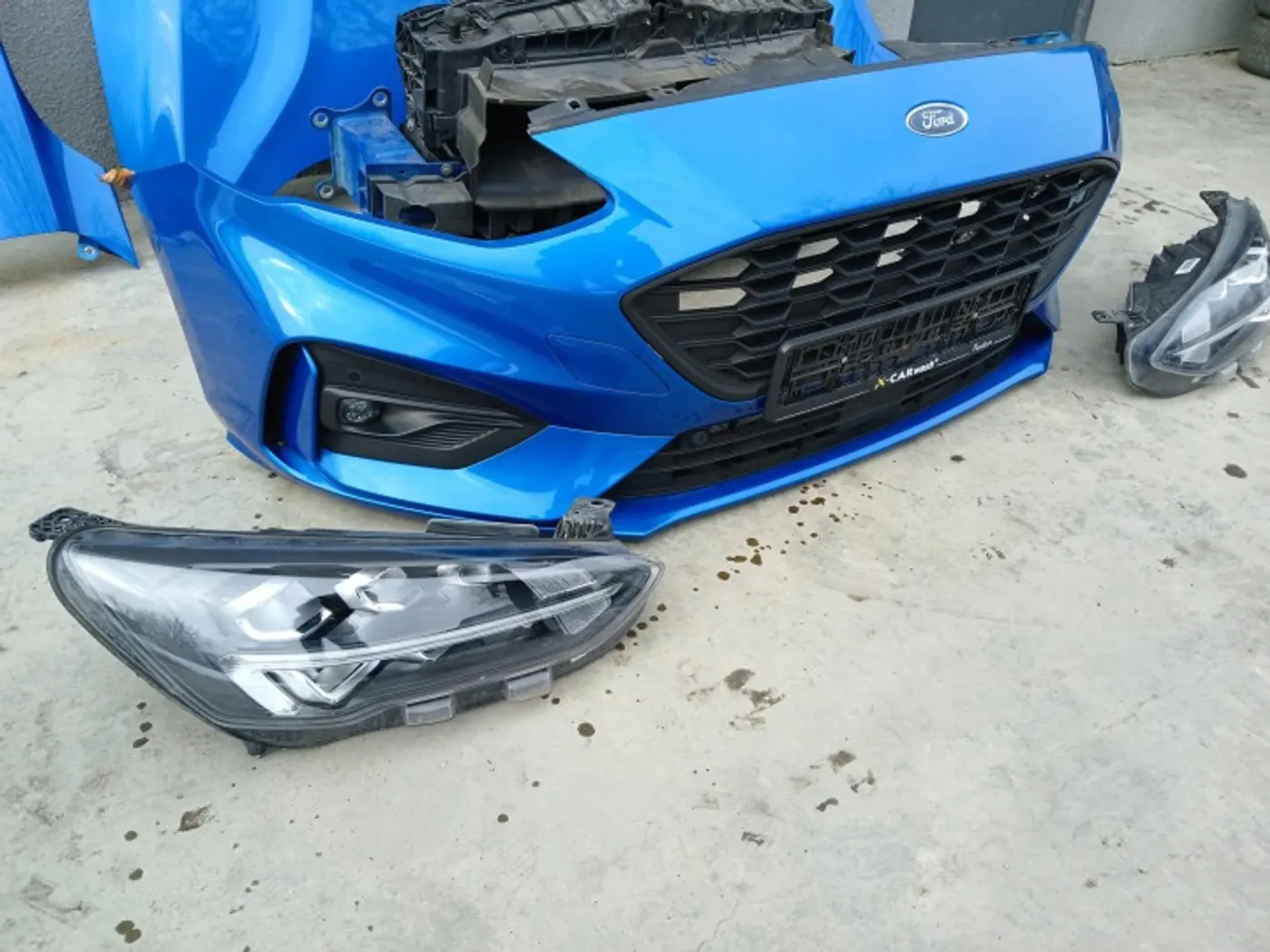 Фара правая к Ford Focus 2019