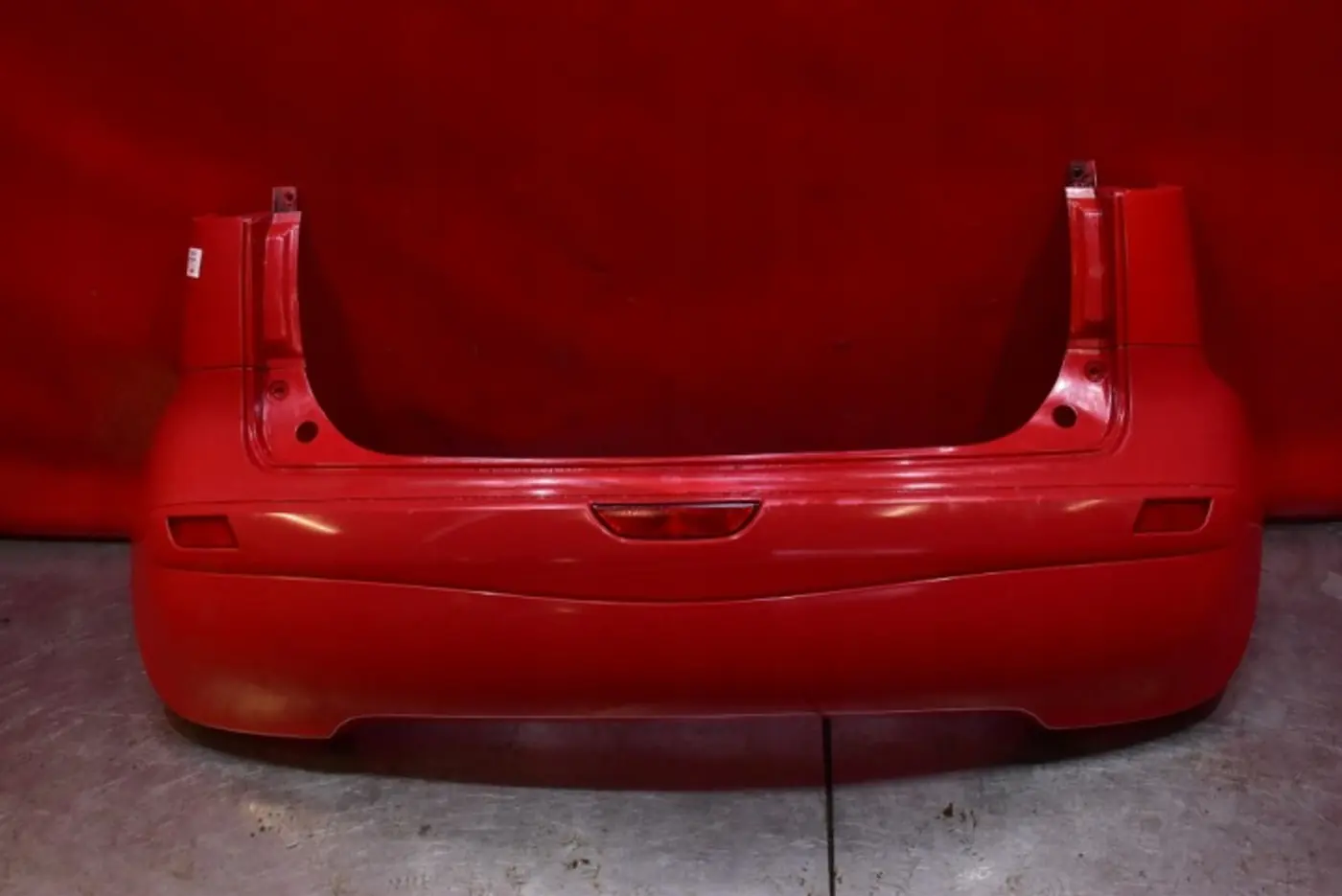 Бампер задний к Nissan Note 2005