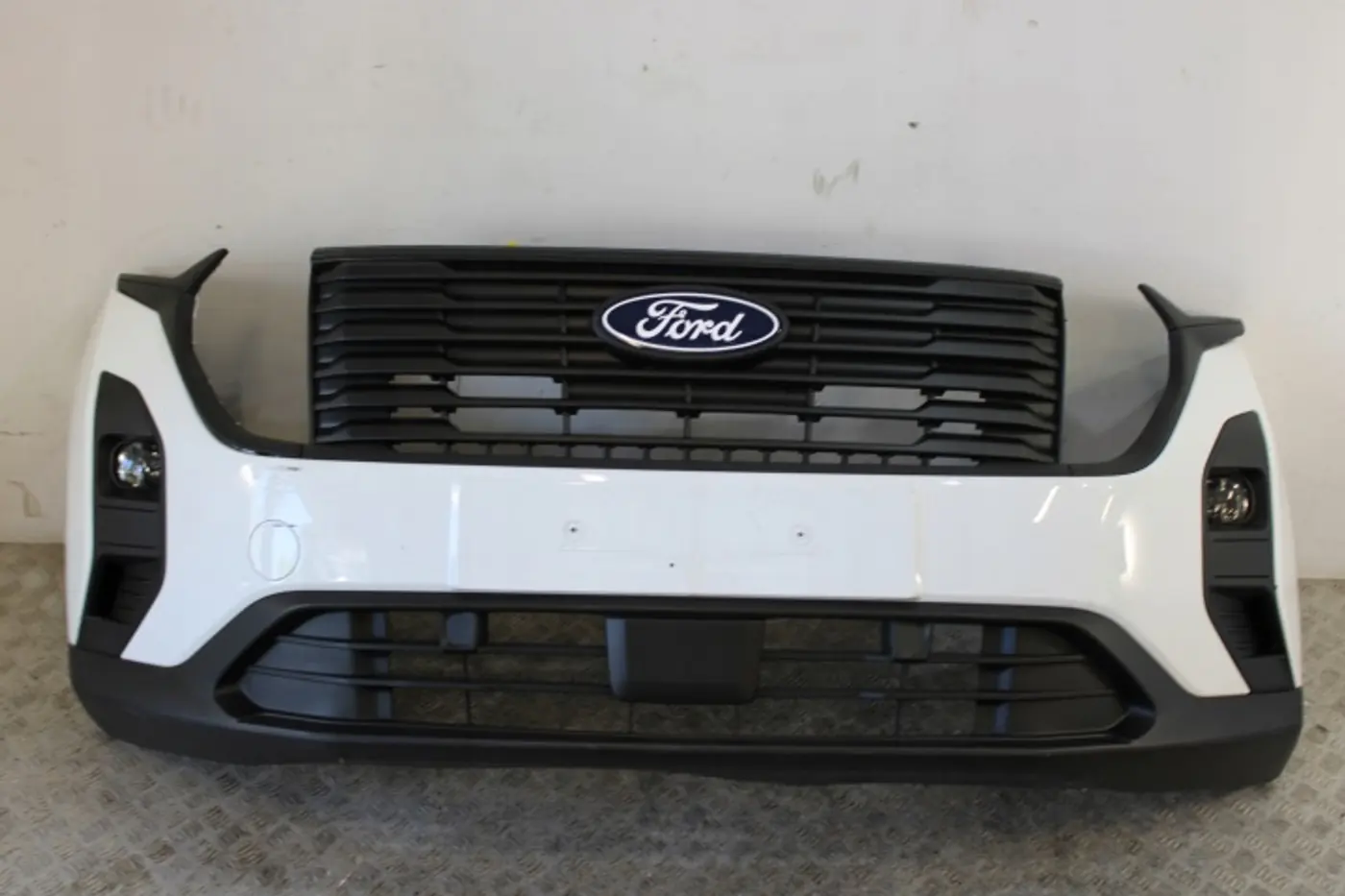 Бампер передний к Ford Transit 2014