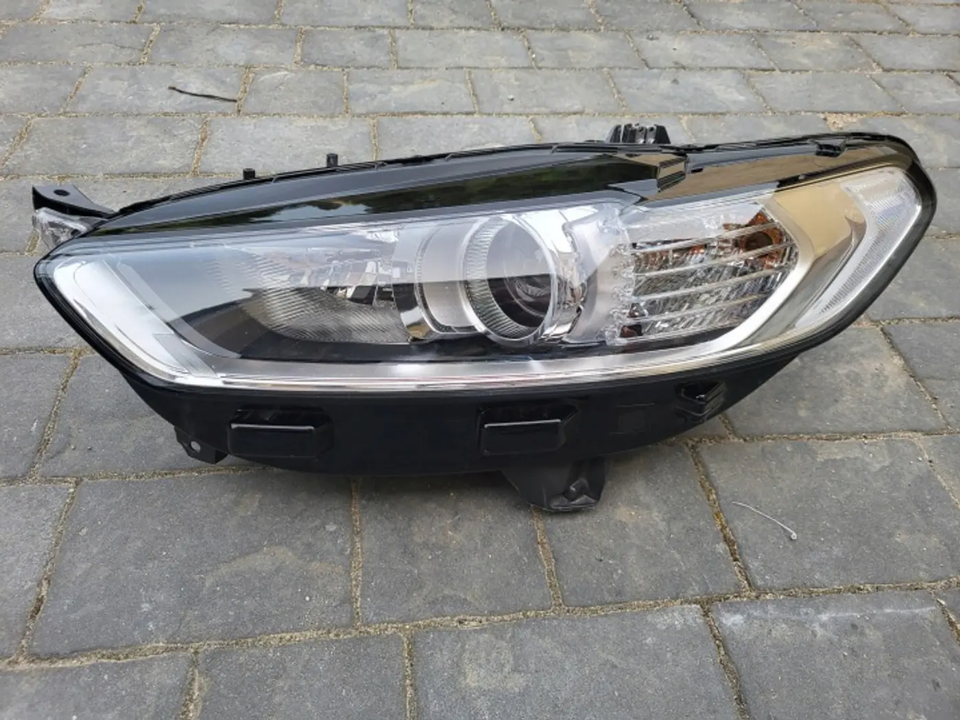 Фара левая к DS 5 2015