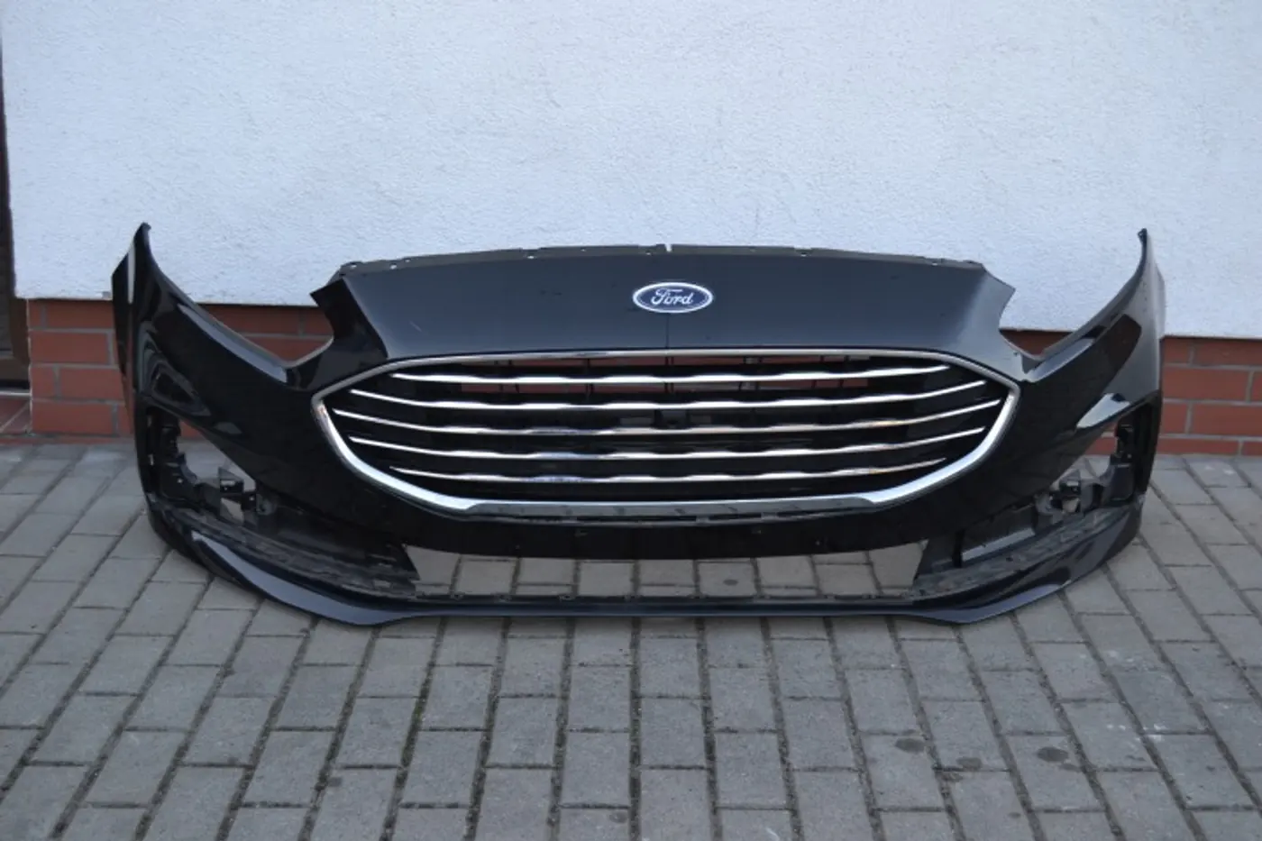 Бампер передний к Ford Galaxy 2010