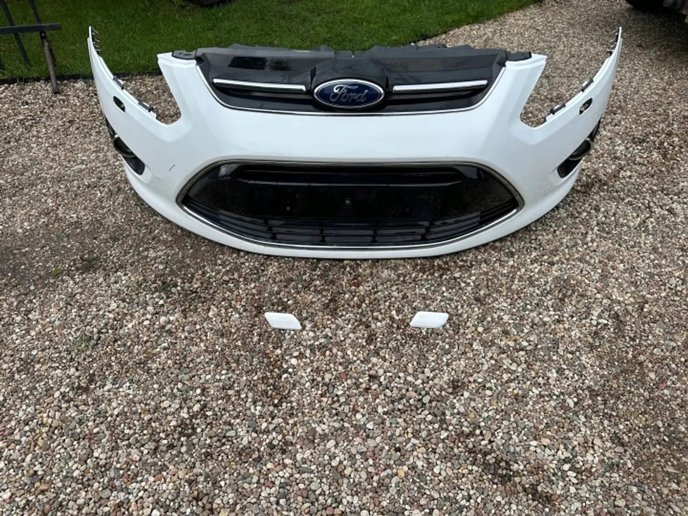 Бампер передний к Ford C-MAX 2010