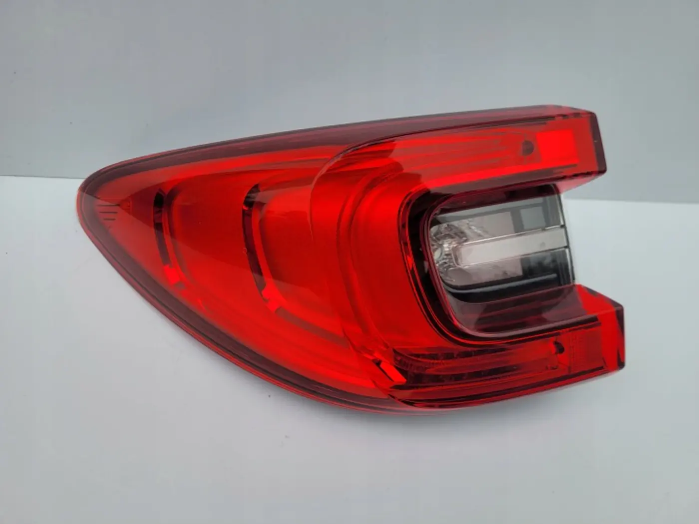 Фонарь задний левый к Renault Kadjar 2018