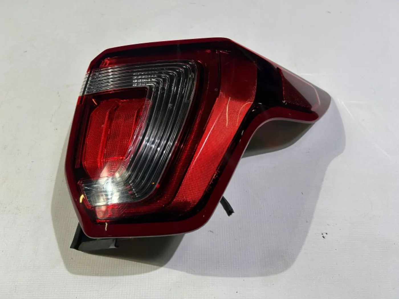 Фонарь задний правый к Ford Explorer 2010