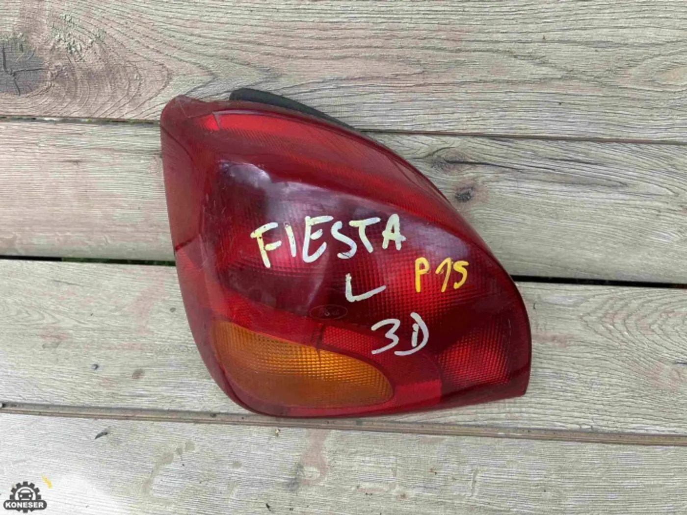 Фара левая к Ford Fiesta 2001