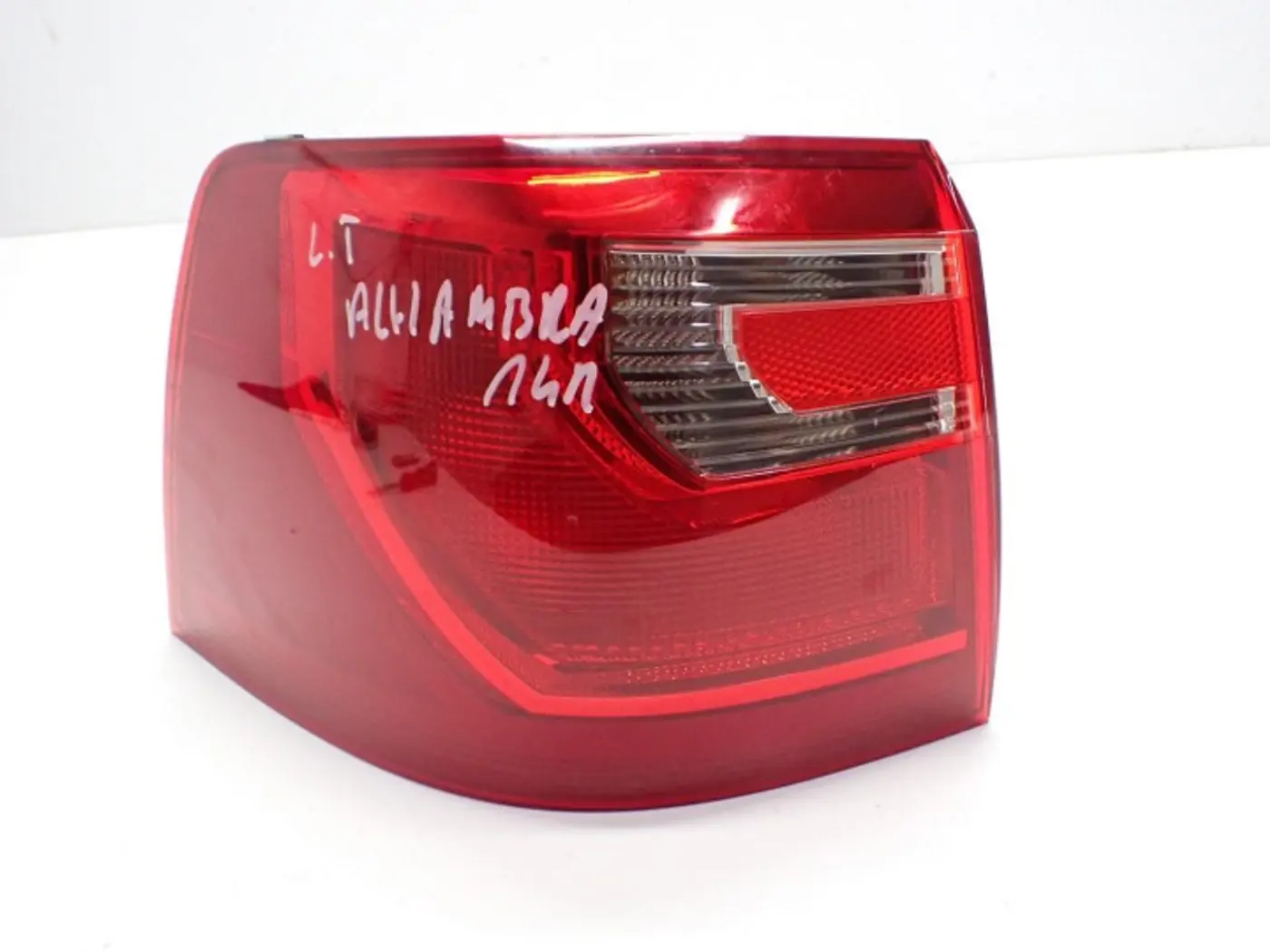 Фонарь задний левый к SEAT Alhambra 2010