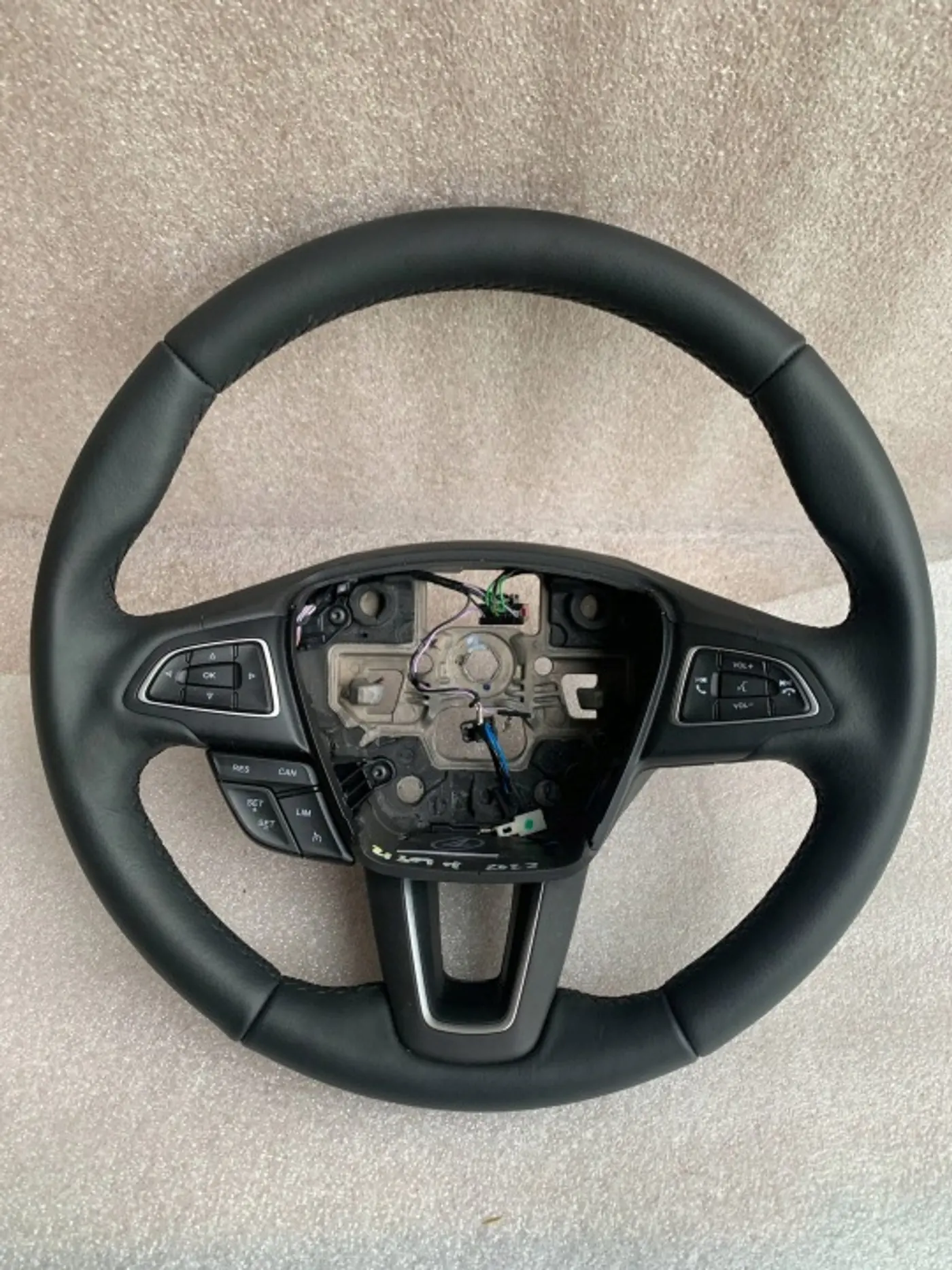 Руль к Ford Kuga 2013