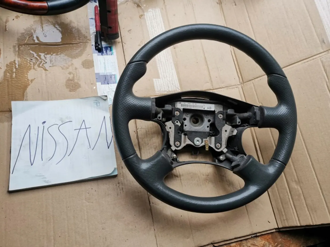 Руль к Nissan Almera 2003
