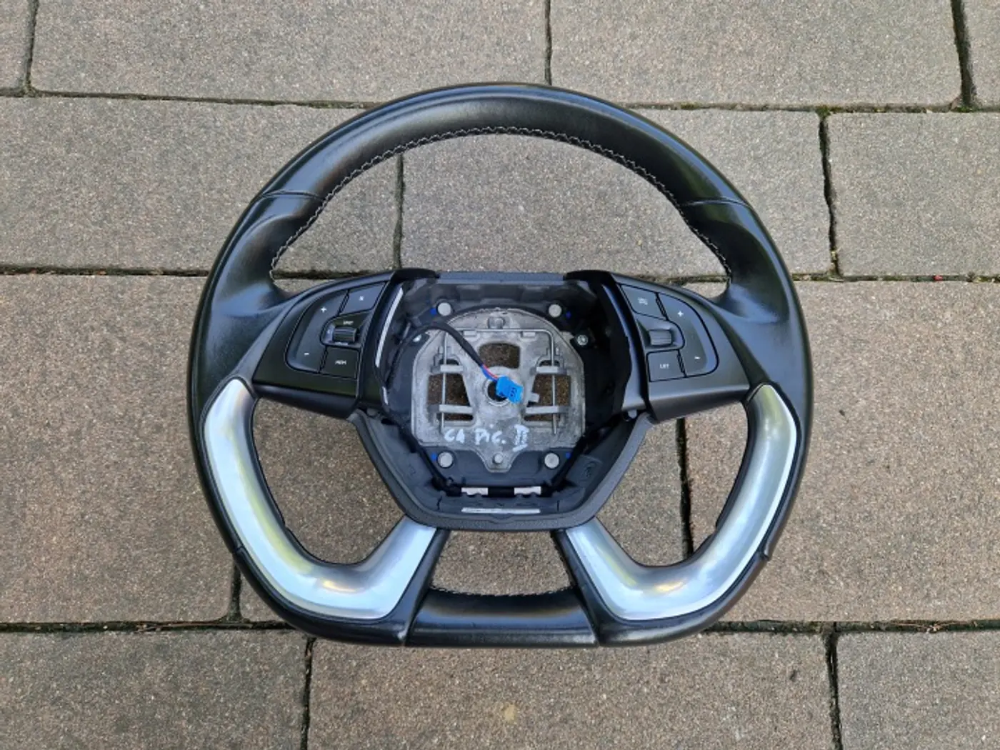Руль к DS 5 2015
