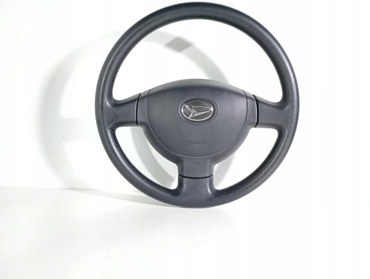 Руль к Daihatsu Sirion 2002