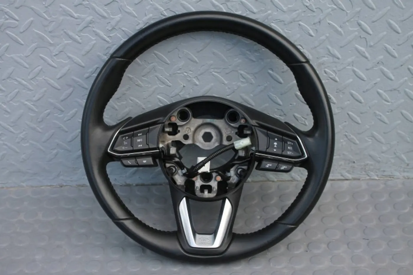 Руль к Mazda 2 2007