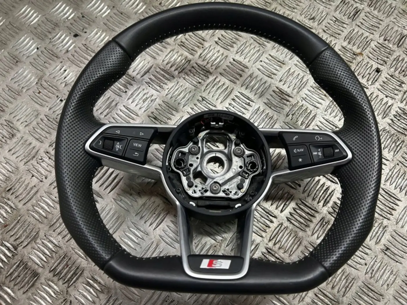 Руль к Audi TT 2014