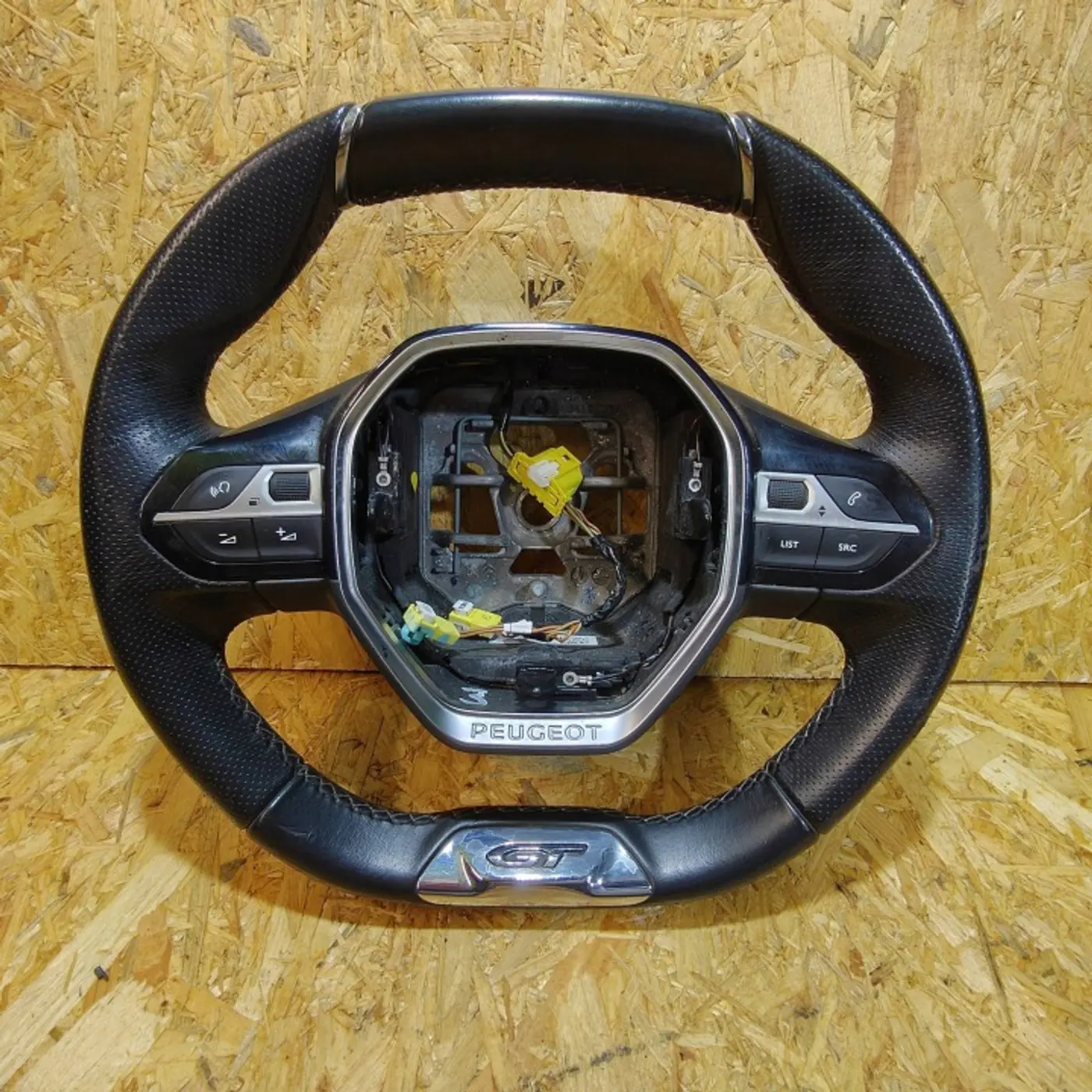 Руль к Peugeot 5008 2017