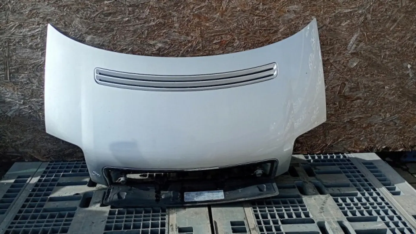 Капот к Audi A2 1999
