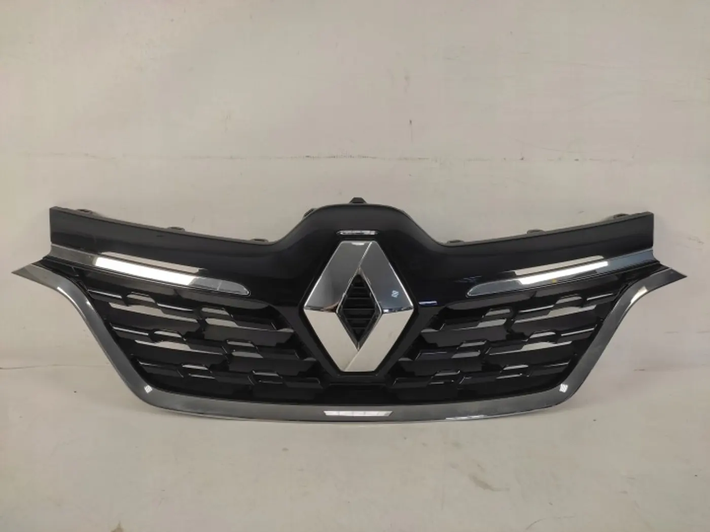 Решетка радиатора к Renault Arkana 2019