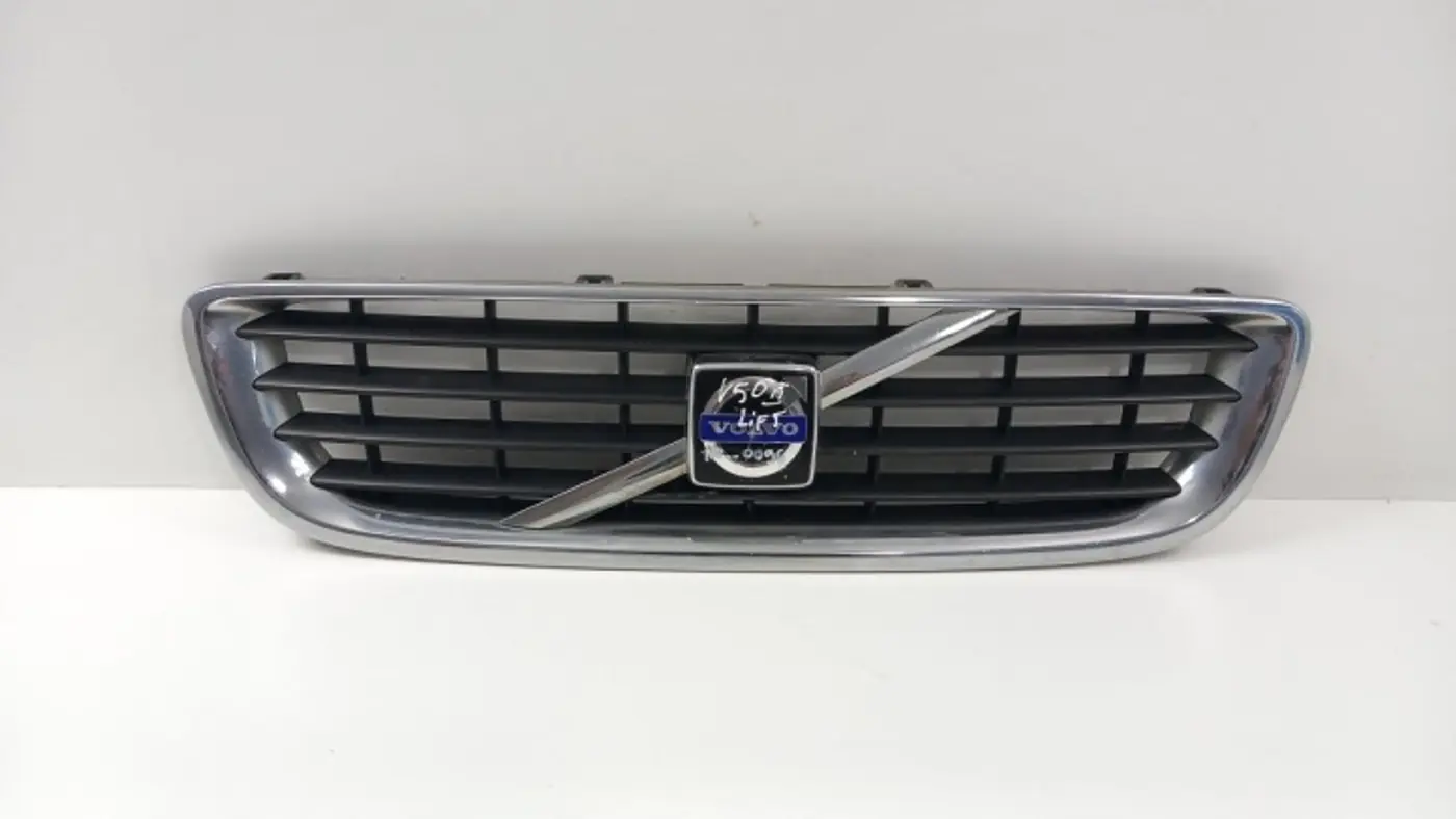 Решетка радиатора к Volvo S40 2007