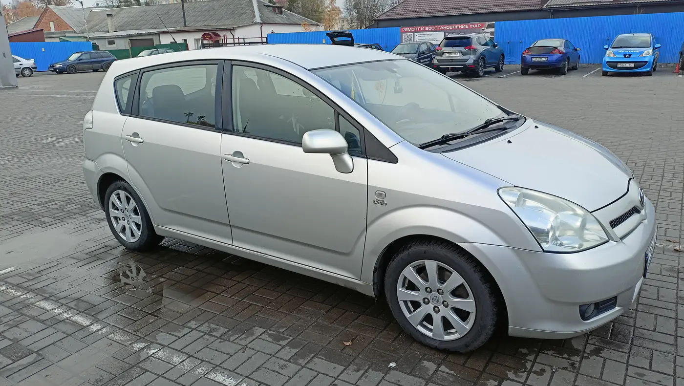 Toyota Corolla Verso I Рестайлинг, 2005