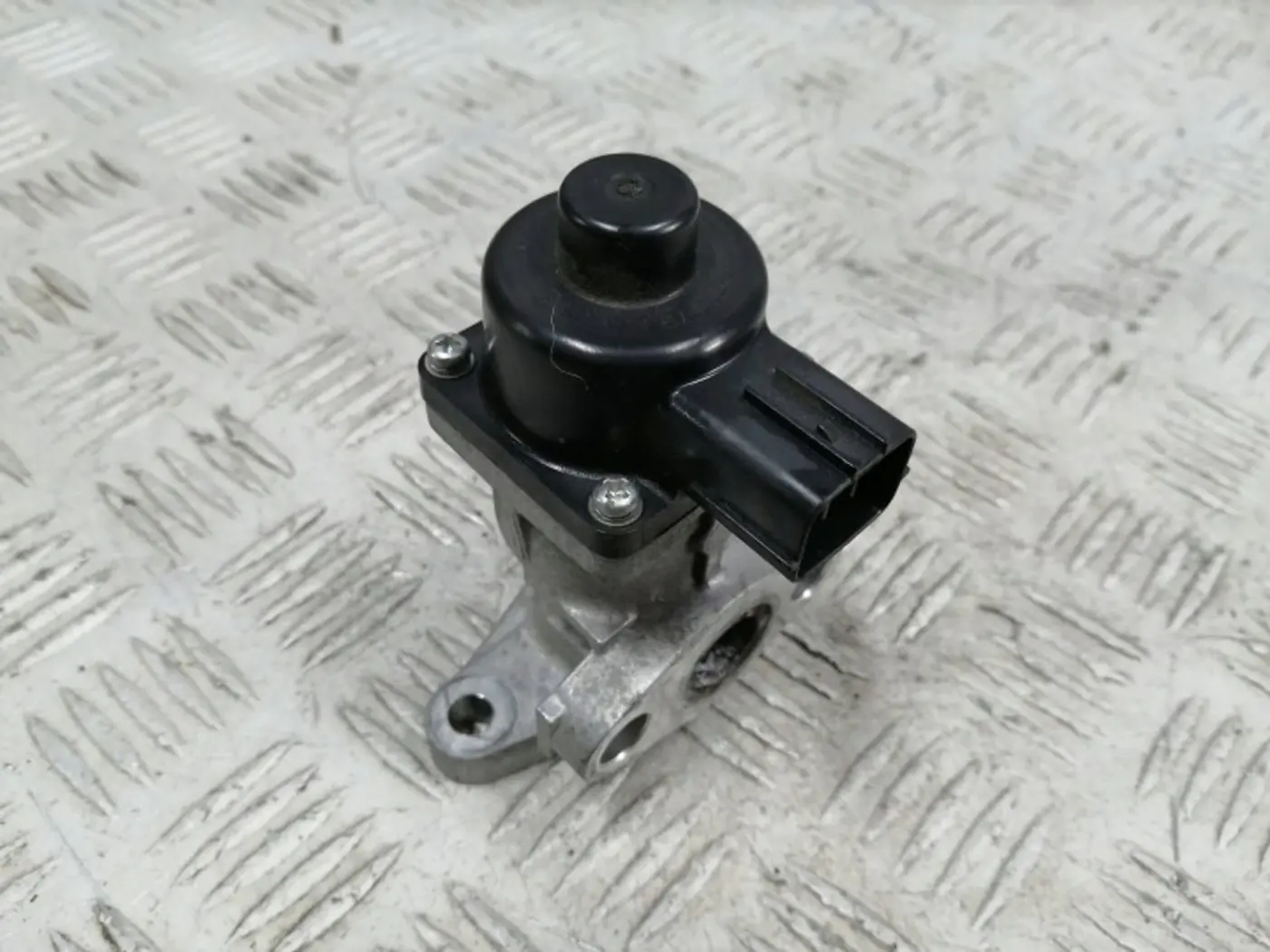 Клапан EGR к Renault Captur 2013