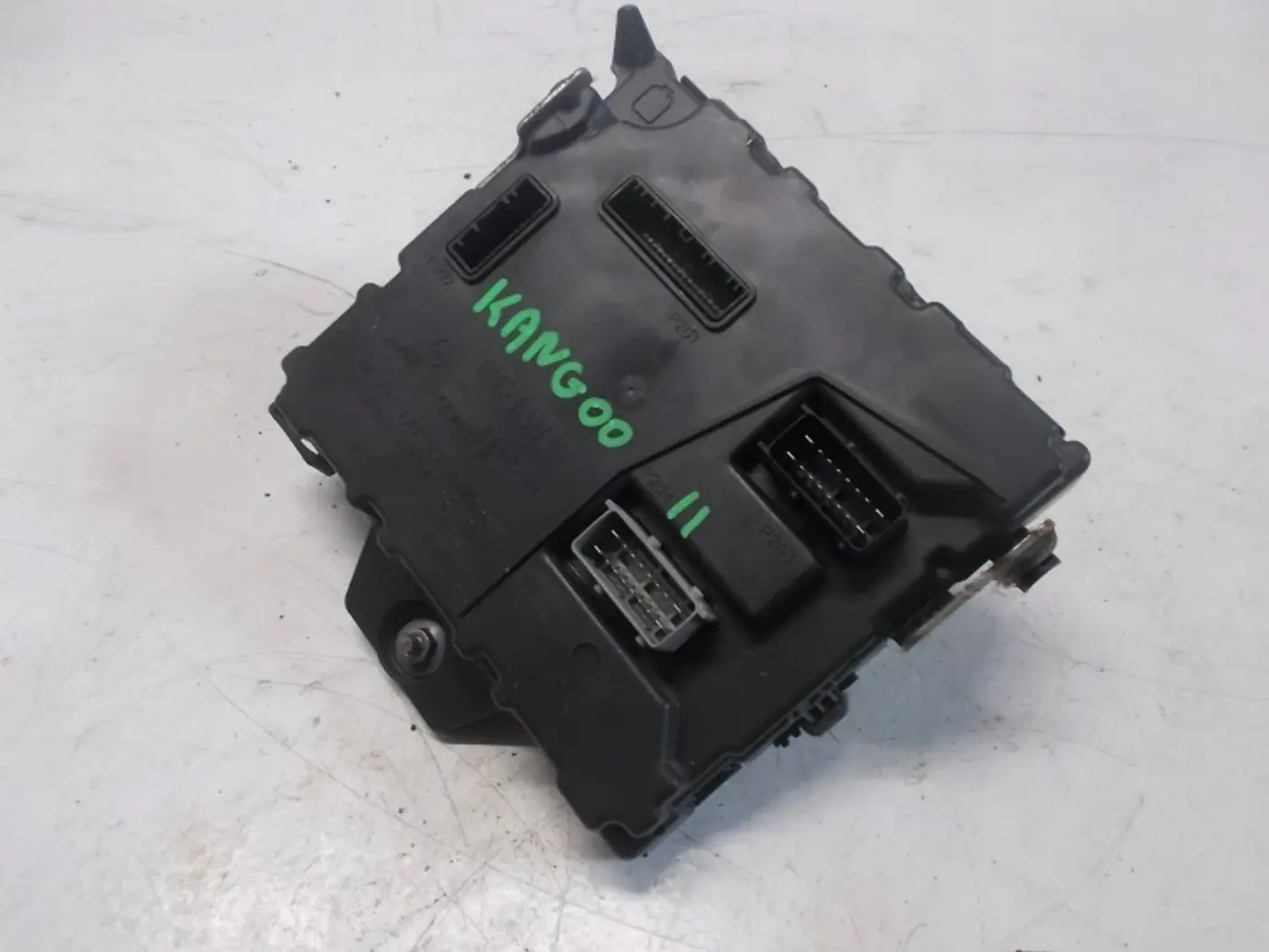 Блок предохранителей к Renault Kangoo 2007