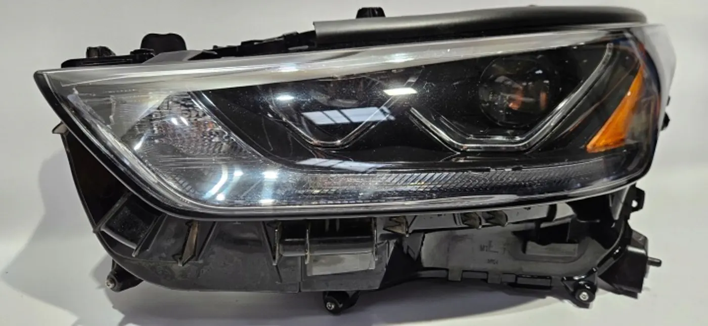 Фара левая к Toyota Highlander 2019