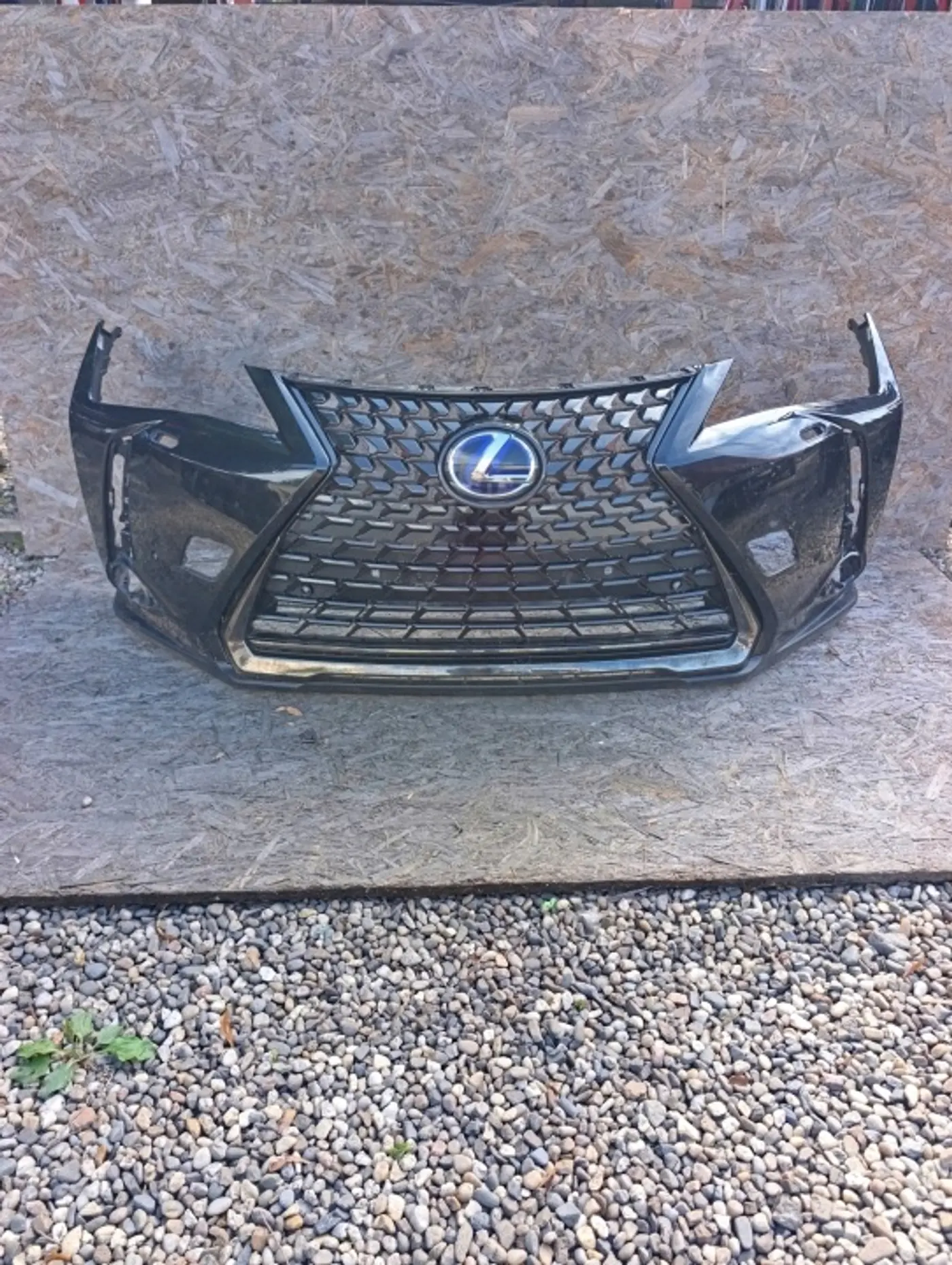 Бампер передний к Lexus UX 2018