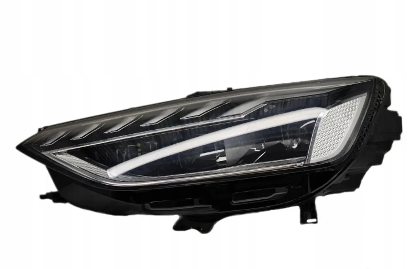 Фара левая к Audi S4 2016
