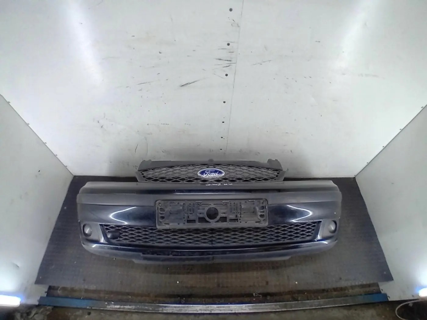 Бампер передний к Ford Galaxy 2006