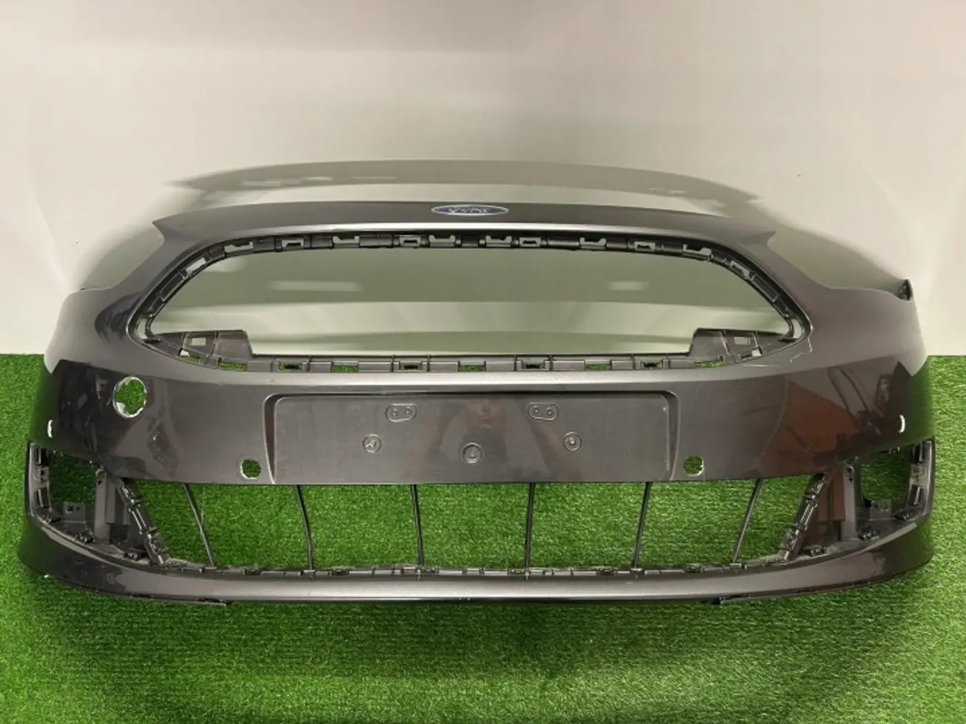 Бампер передний к Ford C-MAX 2015