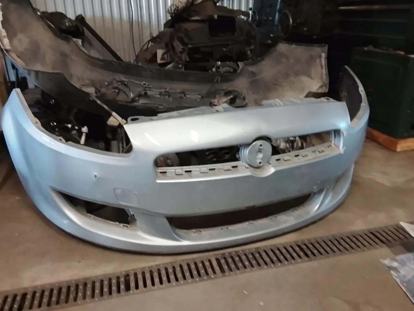 Бампер передний к Fiat Bravo 2007