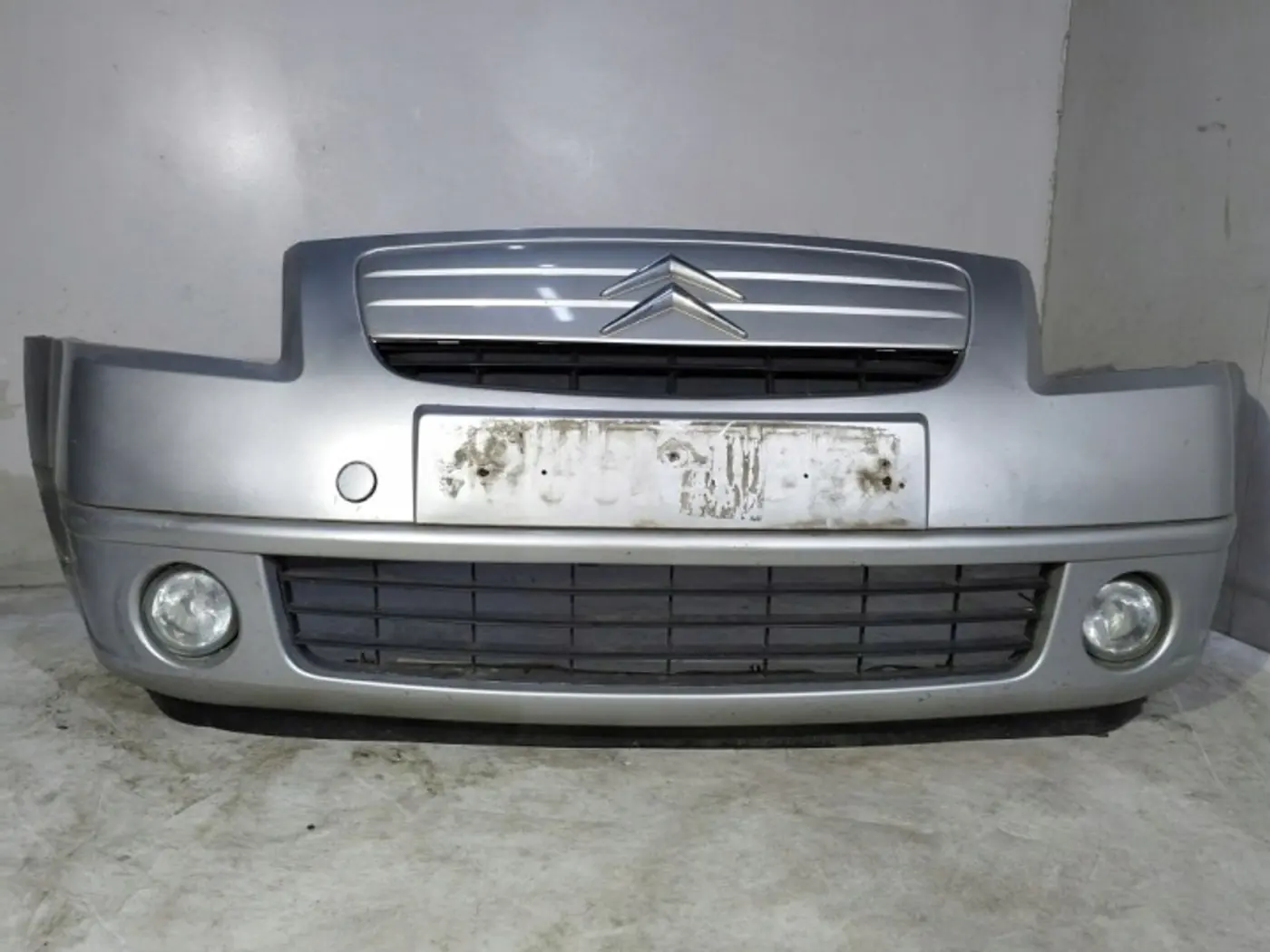 Бампер передний к Citroen C2 2003