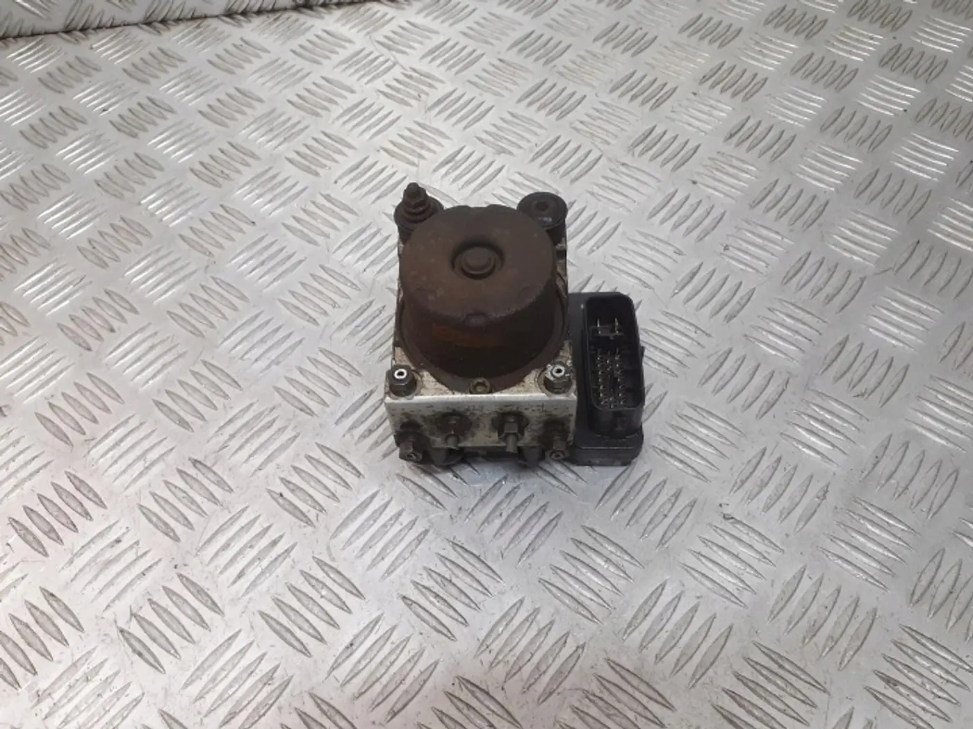Блок ABS к Mazda 323 1998