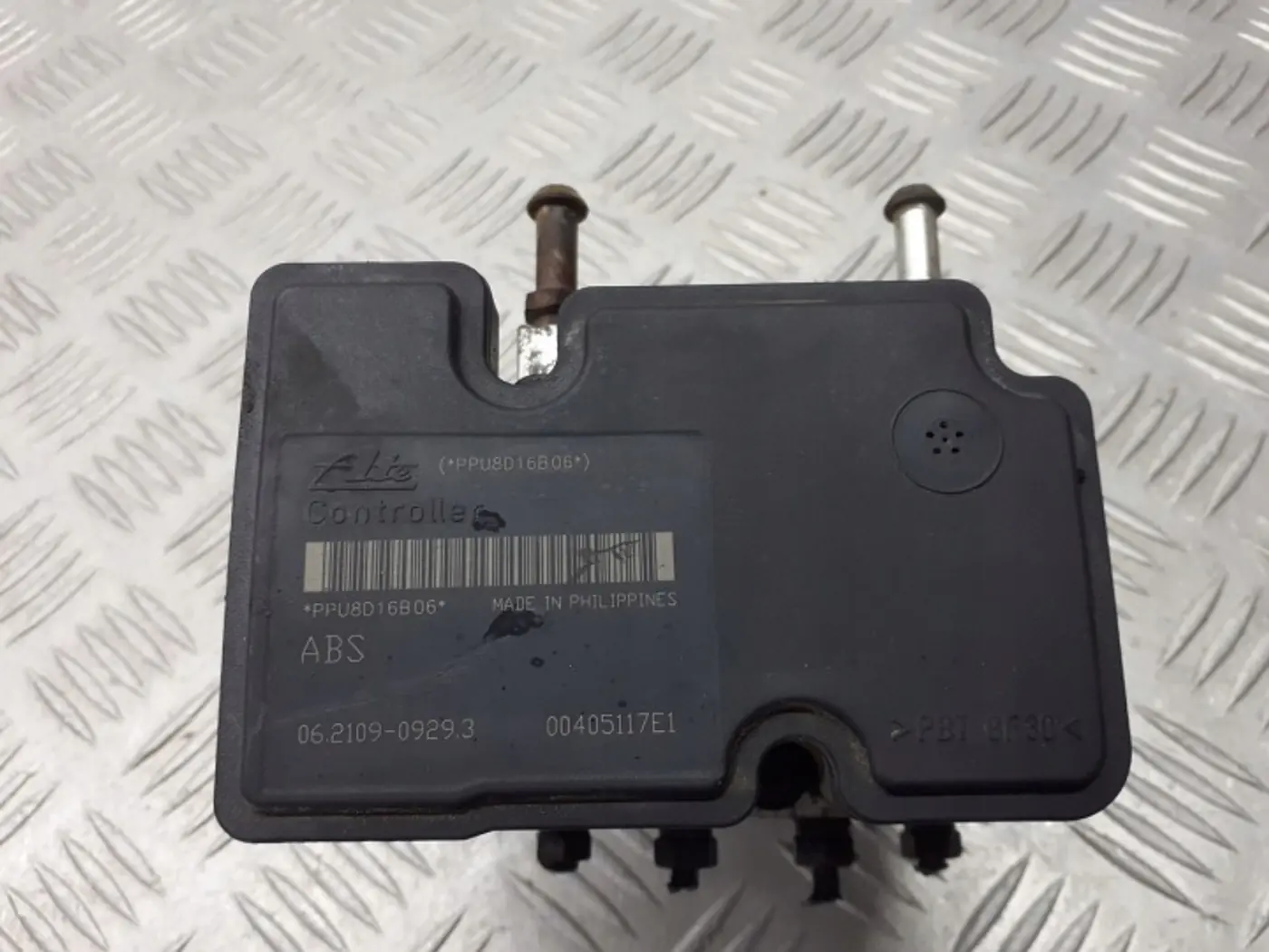 Блок ABS к Daihatsu Sirion 2002