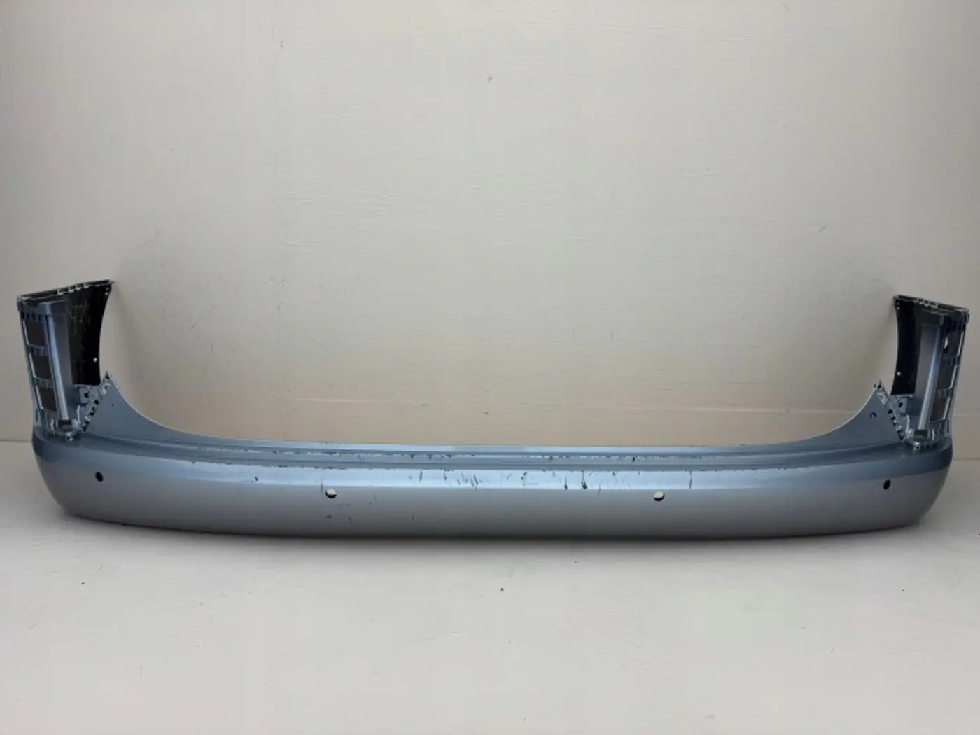 Бампер задний к Hyundai Staria 2021