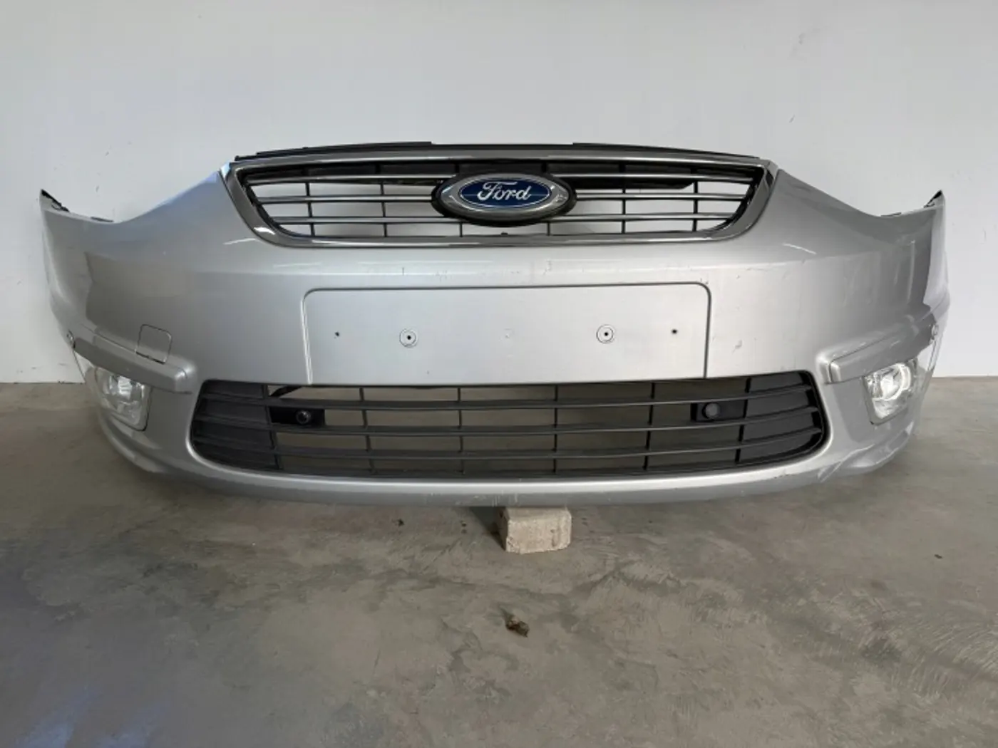 Бампер передний к Ford Galaxy 2010