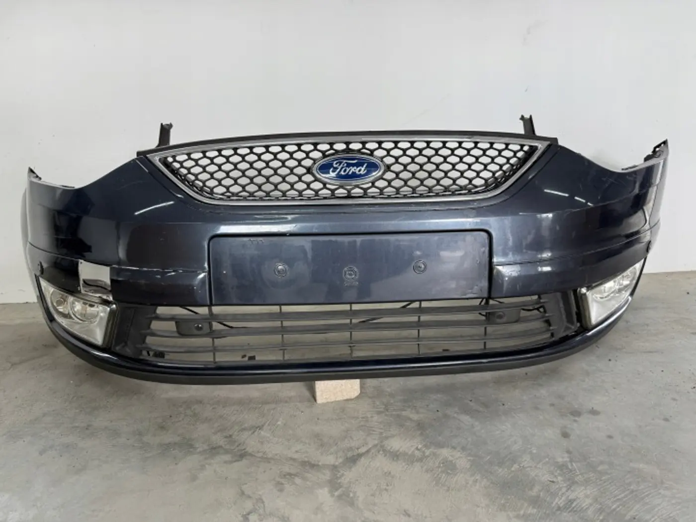 Бампер передний к Ford Galaxy 2006