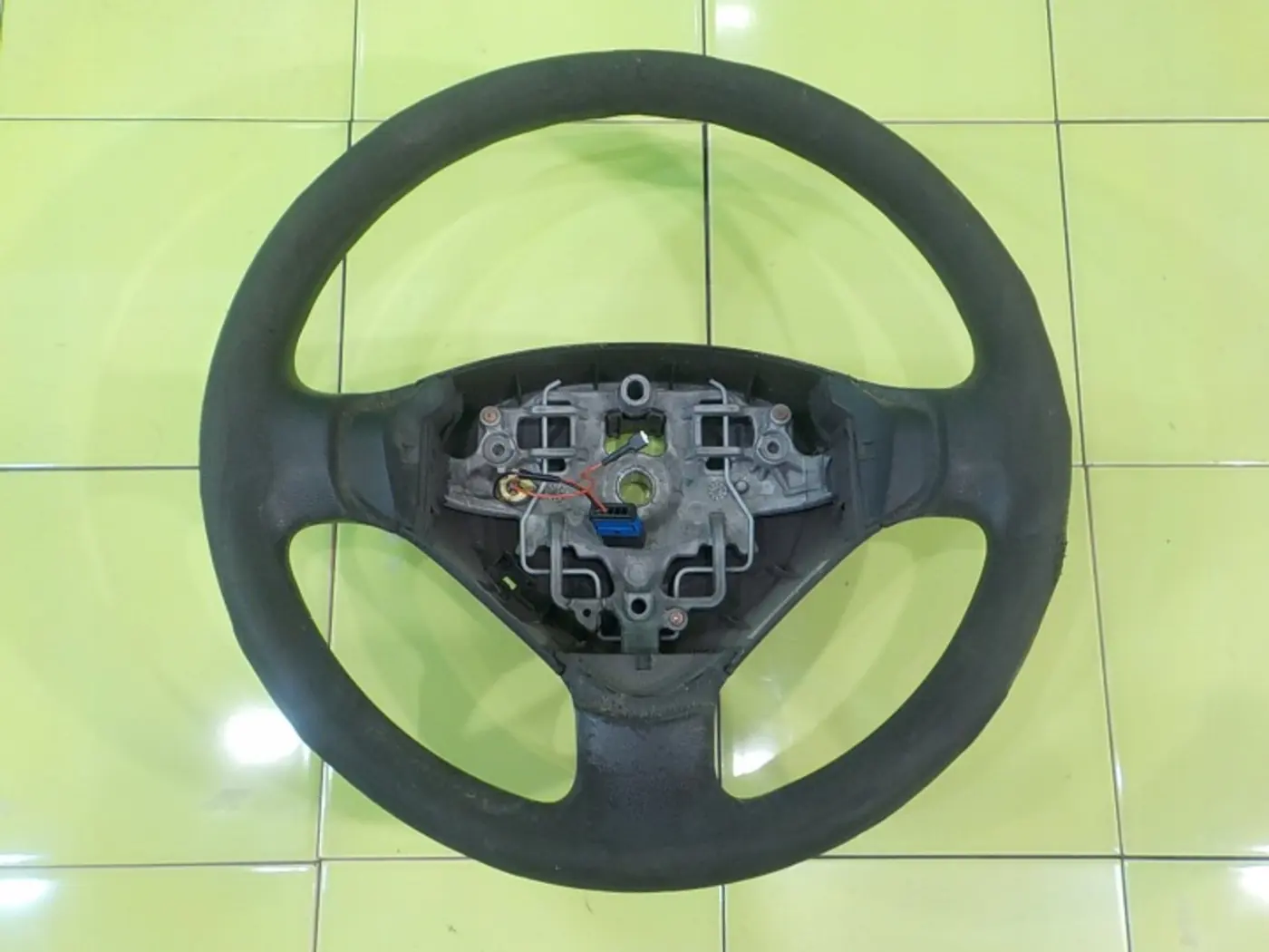 Руль к Peugeot Partner 2015