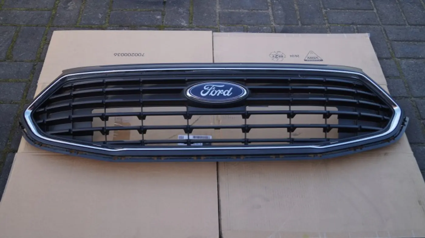 Решетка радиатора к Ford Transit 2000