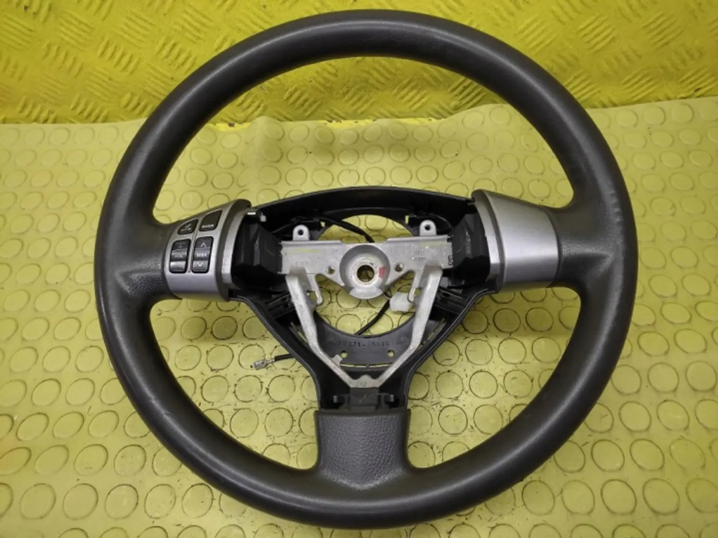 Руль к Suzuki Swift 2011