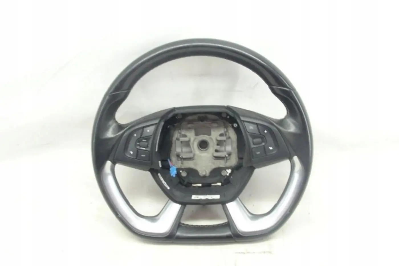 Руль к DS 5 2015