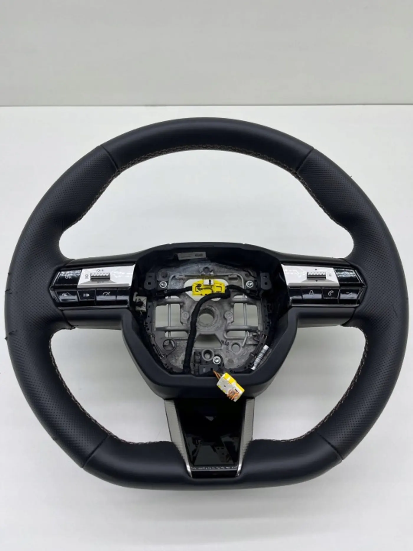Руль к DS 4 2015