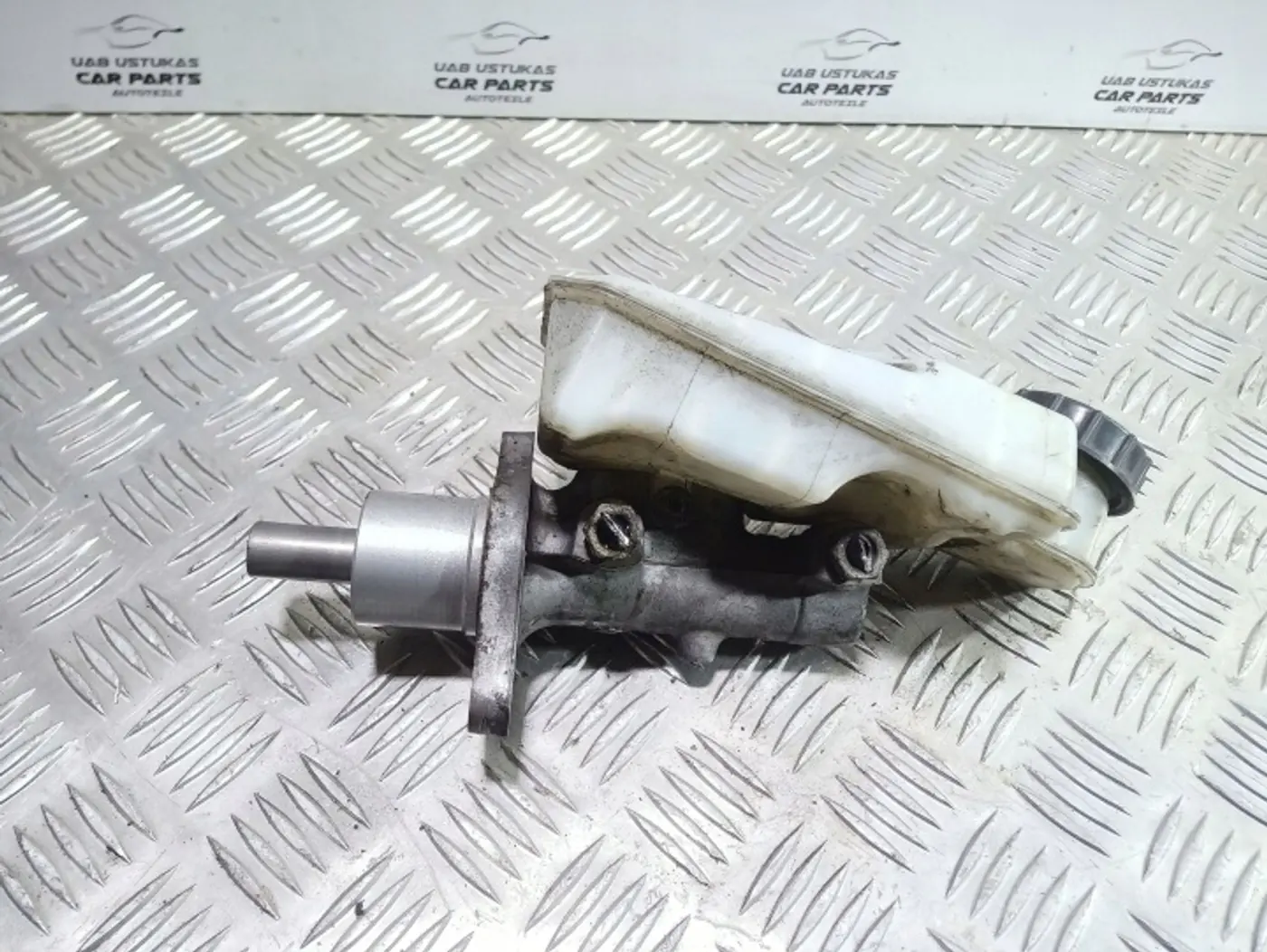 Блок ABS к Ford Kuga 2008