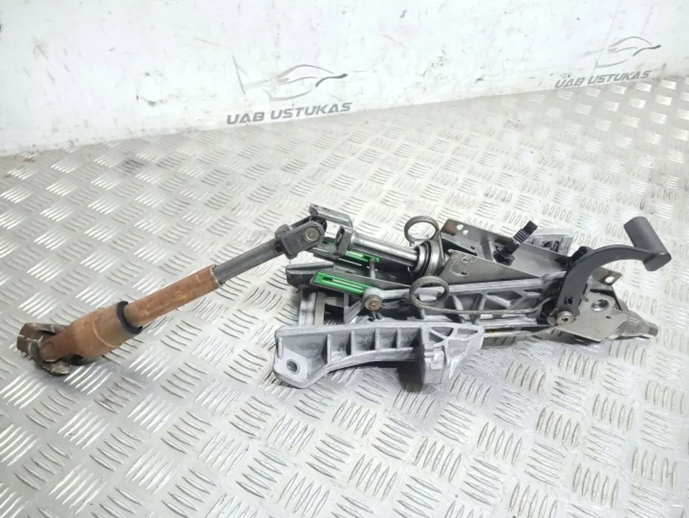 Рулевая колонка к Ford Kuga 2008