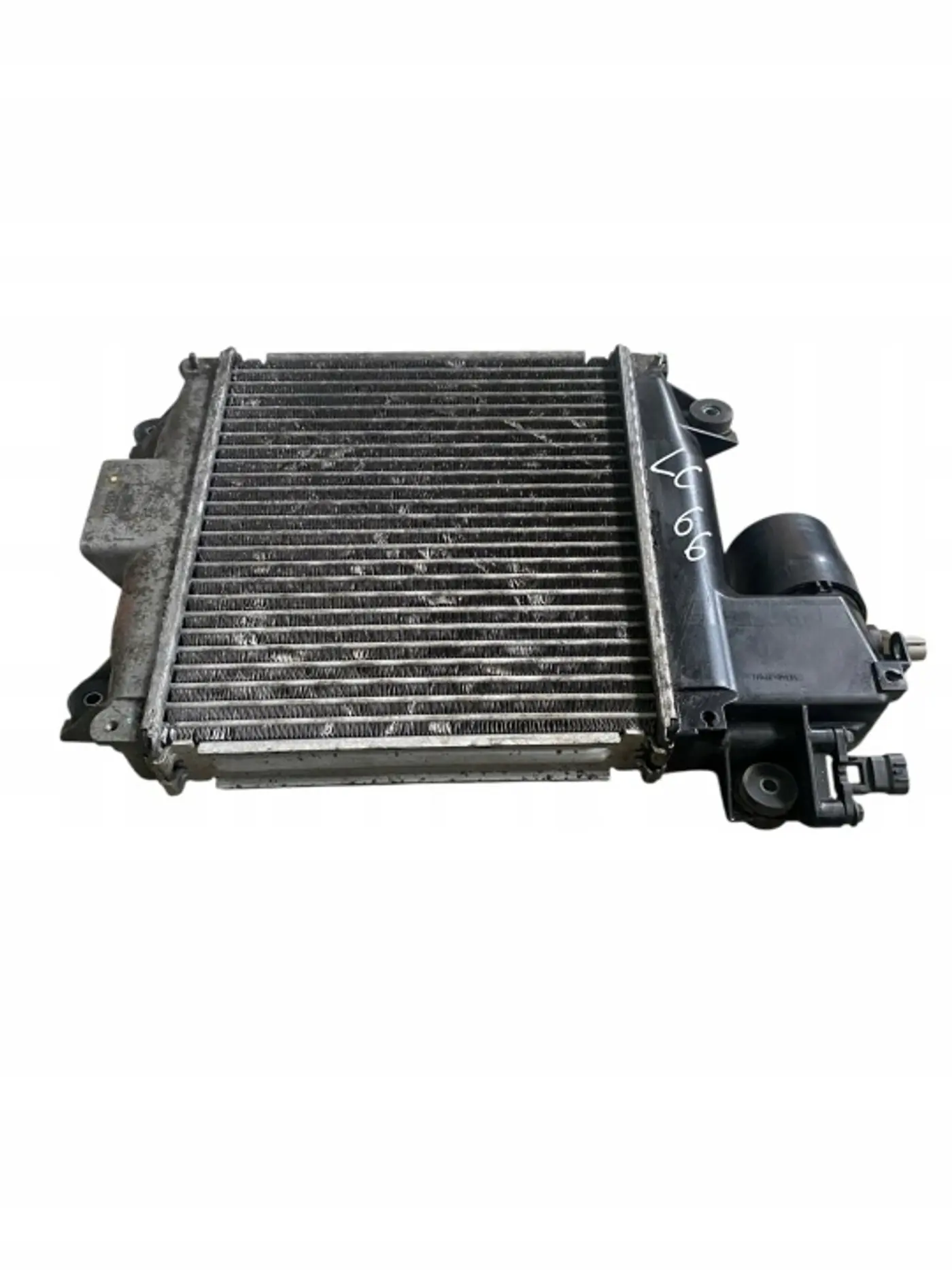 Интеркулер к Toyota Hilux 2005