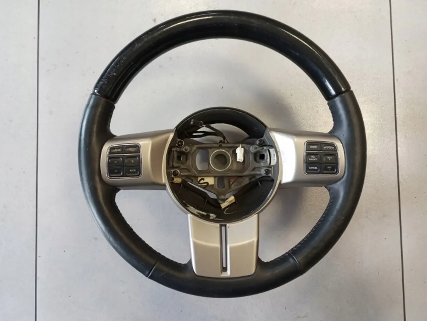 Руль к Jeep Compass 2006