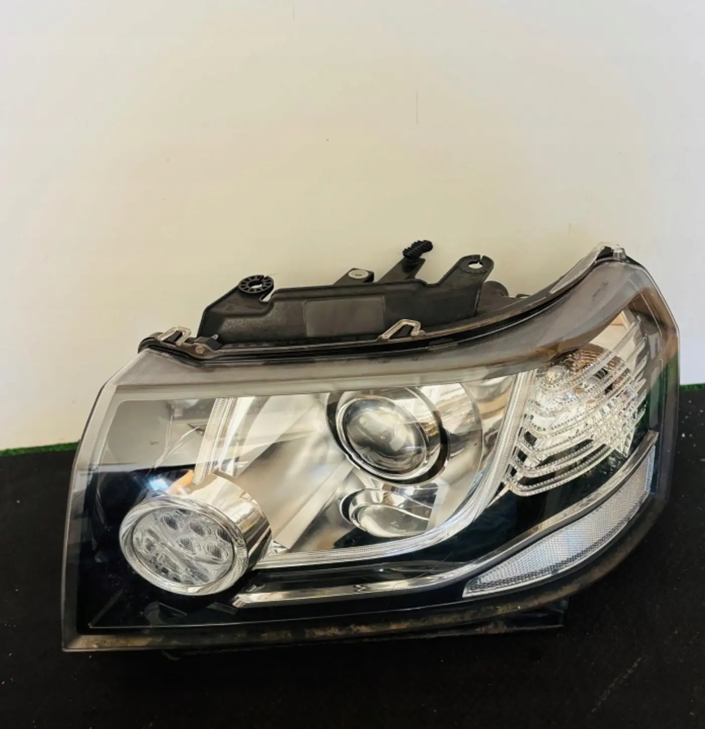 Фара левая к Land Rover Freelander 2012