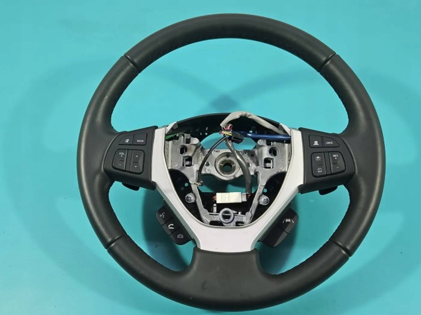 Руль к Suzuki Vitara 2014