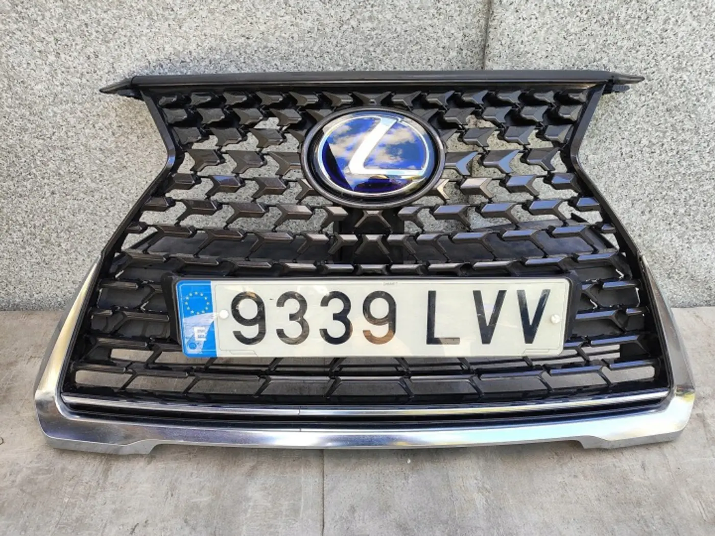 Решетка радиатора к Lexus UX 2018