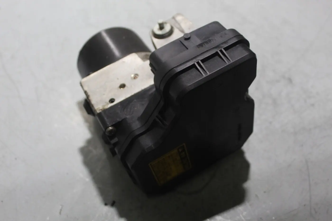 Блок ABS к Lexus IS 2005