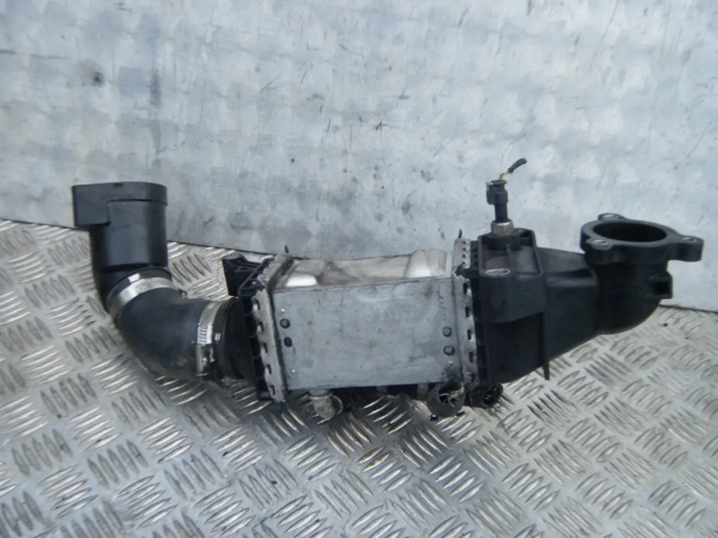 Интеркулер к SEAT Toledo 2012