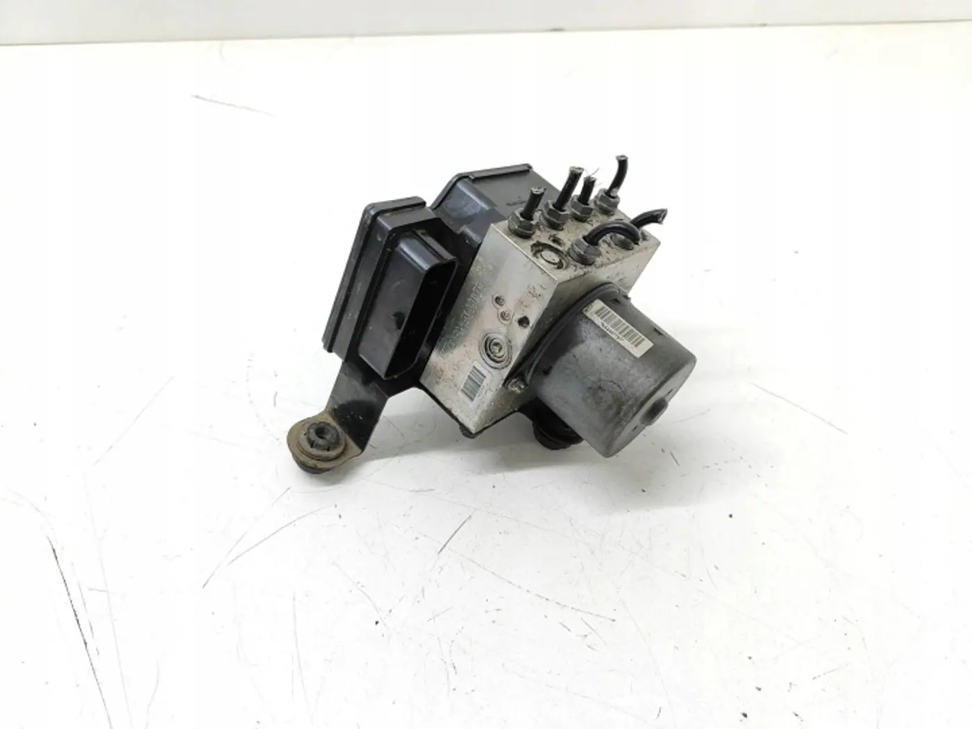 Блок ABS к Audi Q3 2011